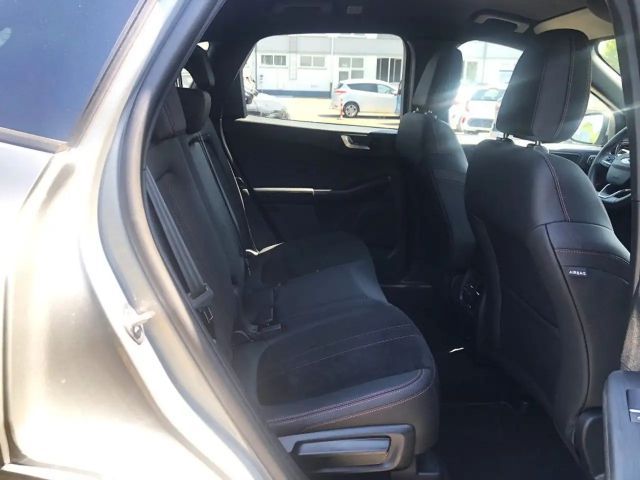 Ford Kuga Plug in Hybrid ST Line X