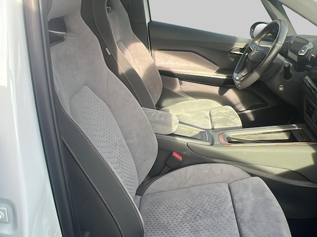 Cupra Born Born 360 ALLWETTER LM19 PRIVACY SITZHZ