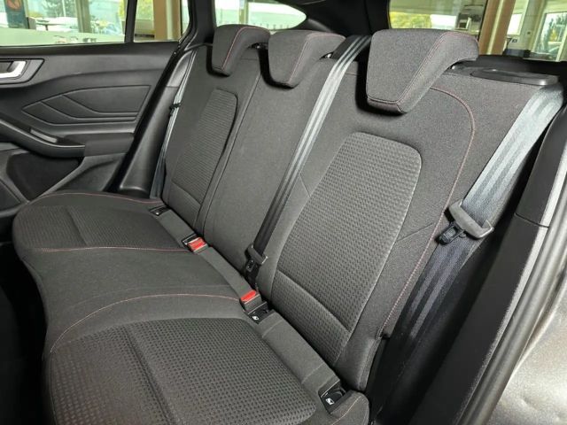 Ford Focus ST Line Wagon