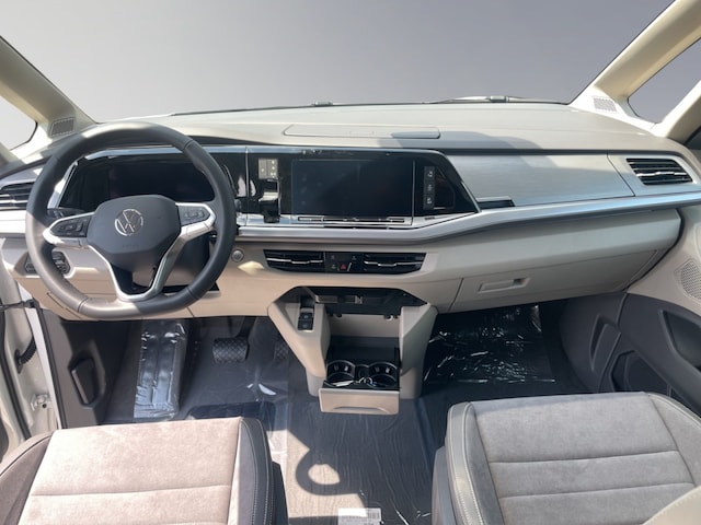 Volkswagen Multivan Lang Pro T7