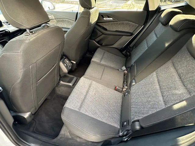 BMW 220 220i Active Tourer Sedan