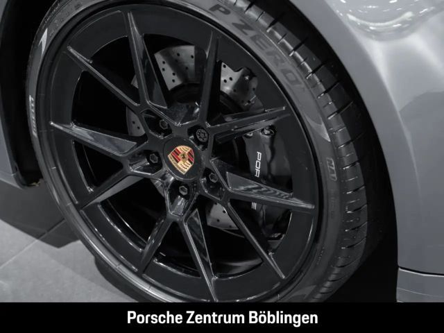 Porsche 992 Carrera Coupé