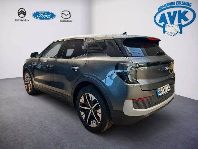 Ford Explorer Extended range