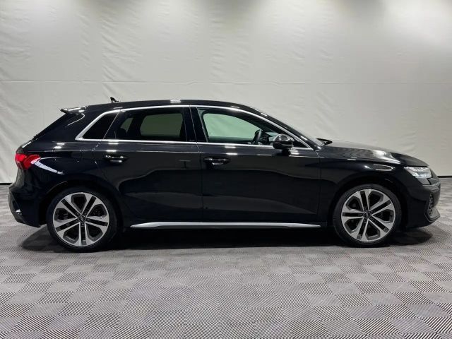 Audi A3 1.5 TFSI S-Line Sedan