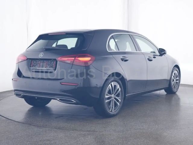 Mercedes-Benz A 180 Progressive