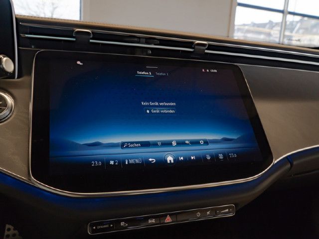 Mercedes-Benz E 200 Sedan