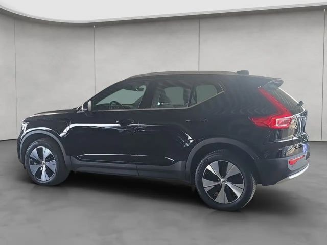 Volvo XC40 Core Recharge T4