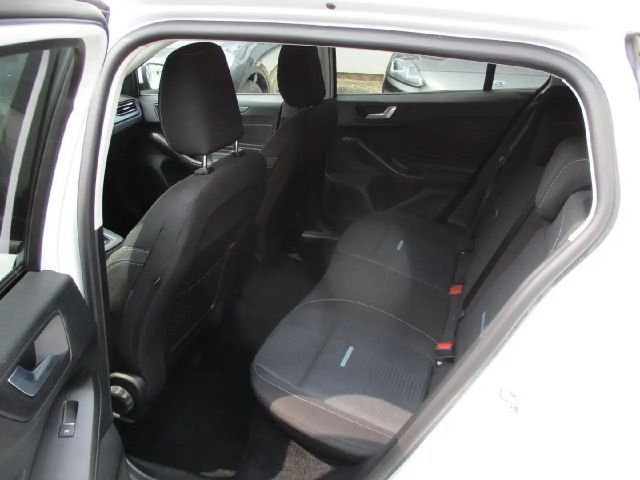 Ford Focus Active EcoBoost Wagon