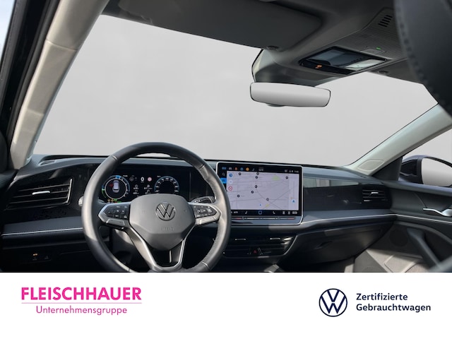 Volkswagen Passat AHK el. ErgoActive LED RFK Carplay VC ACC Lane PLA SideAss CCS