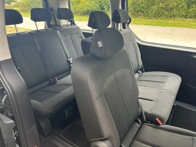 Hyundai Staria Trend