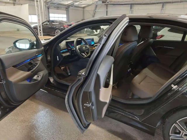 BMW 520 520d M-Sport Sedan xDrive