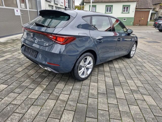 Seat Leon 1.5 eTSI FR-lijn
