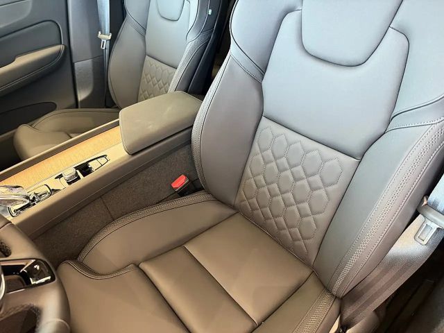 Volvo XC60 AWD Dark T6 Ultra