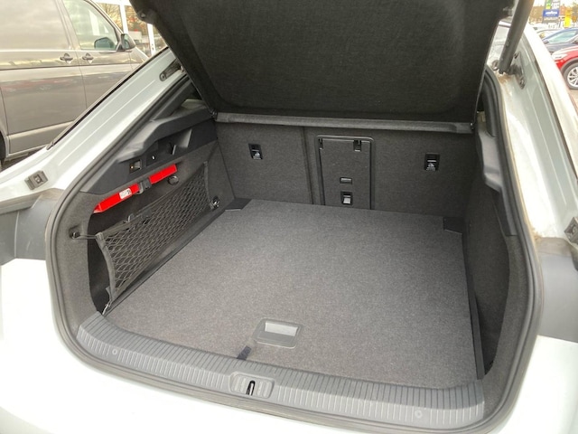 Volkswagen ID.7 340PS 4M NP.78T ACC.5J-G.WÄRMEPUMPE.AHK.AREA-VIEW.NAVI.HARMAN.HUD.LED