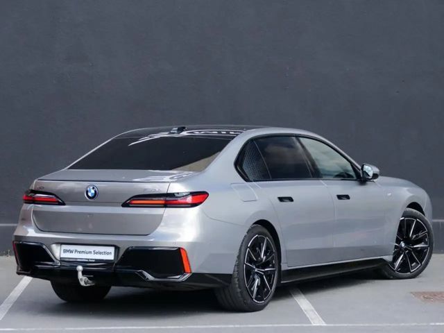 BMW 750 M-Sport Sedan xDrive