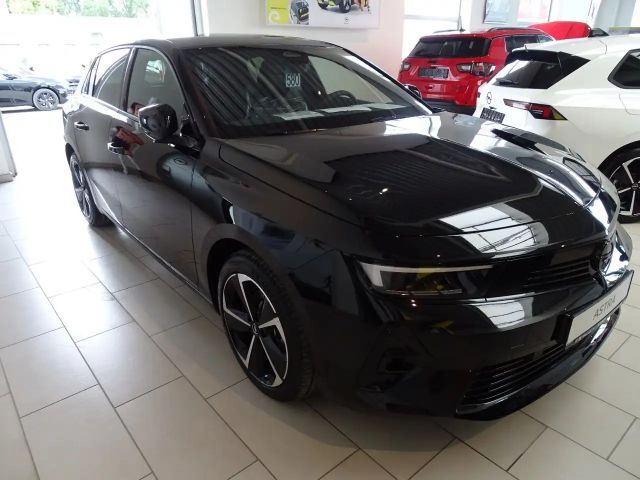 Opel Astra GS-Line Grand Sport