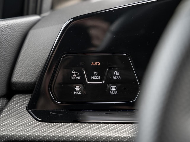 Volkswagen Golf 1.5 eTSI Golf VIII