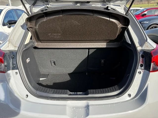 Mazda 2 Homura SkyActiv e-Skyactiv