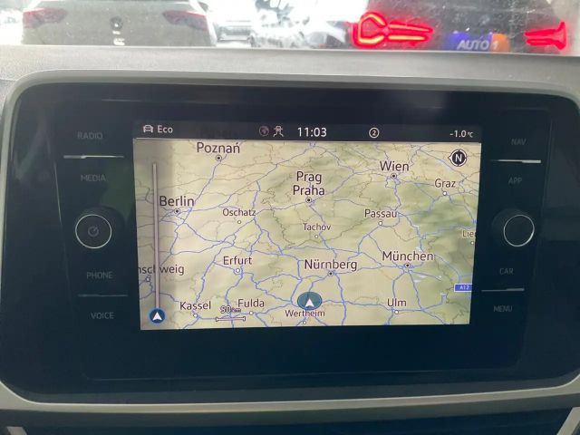 Volkswagen T-Roc Life Move