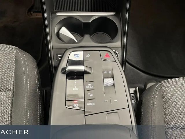 BMW X1 IX1 A XDRIVE30 AHK,Autom