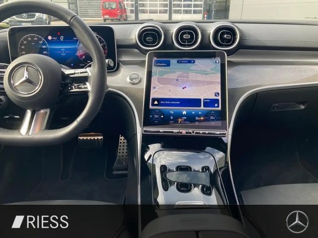 Mercedes-Benz C 200 AMG Line Sedan