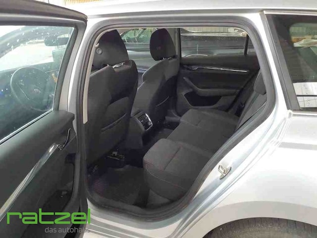 Skoda Octavia 2.0 TDI Combi Style Style