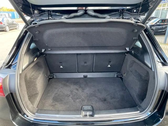 Mercedes-Benz B 180 B 180 d