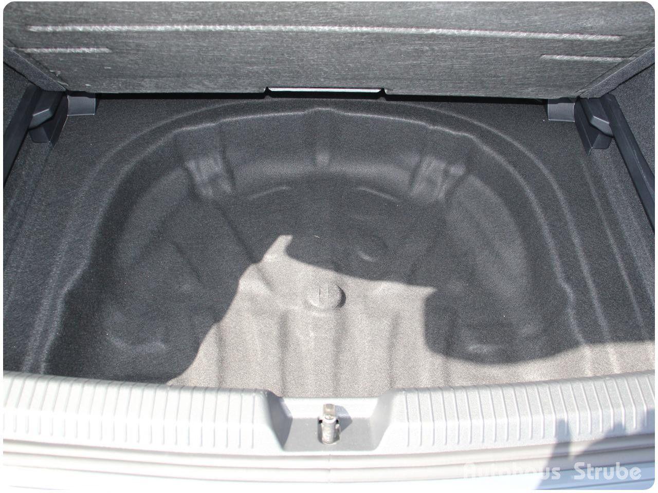 Volkswagen Golf 1.5 TSI Golf VIII Plus