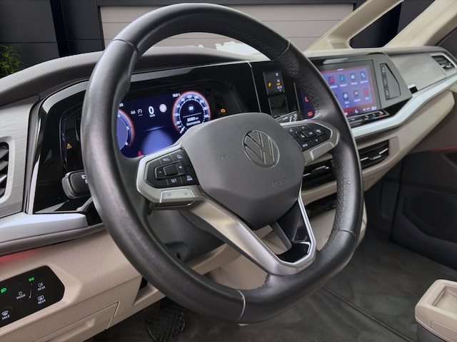 Volkswagen Multivan 2.0 TDI DSG Lang Life T7
