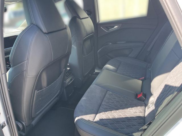 Audi Q4 e-tron Quattro