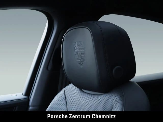 Porsche Cayenne Black Edition Coupé