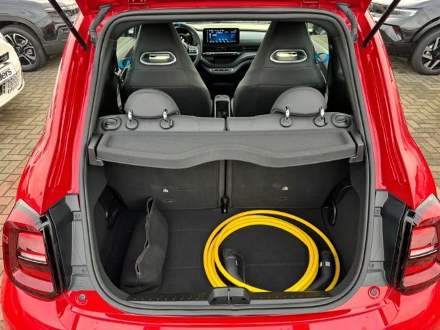 Abarth 500e +ALLWETTER+SCHECKHEFT+NAVI+CARPLAY+KEYLESS+