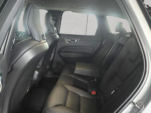 Volvo XC60 AWD Core