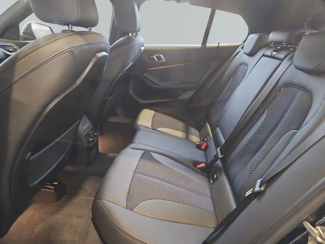 BMW 135 Sedan xDrive