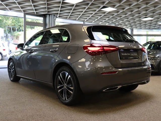 Mercedes-Benz A 180 Progressive