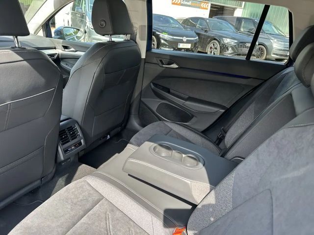 Volkswagen Golf DSG Life Variant