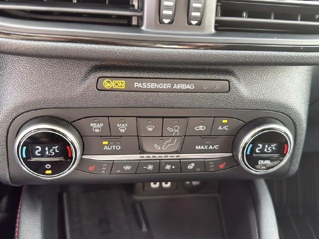 Ford Kuga Hybrid ST Line X