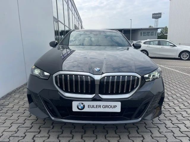 BMW 540 540d M-Sport Touring xDrive