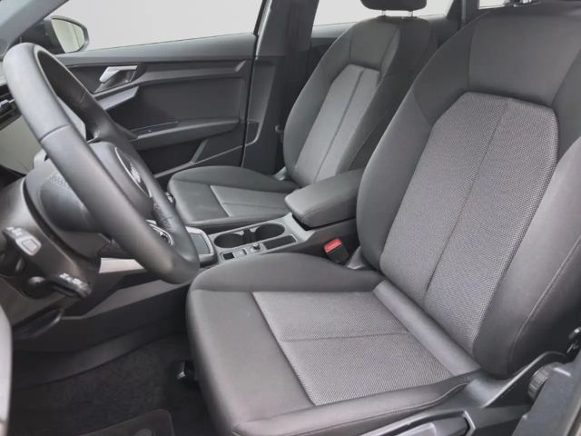 Audi A3 30 TDI Sedan Sportback