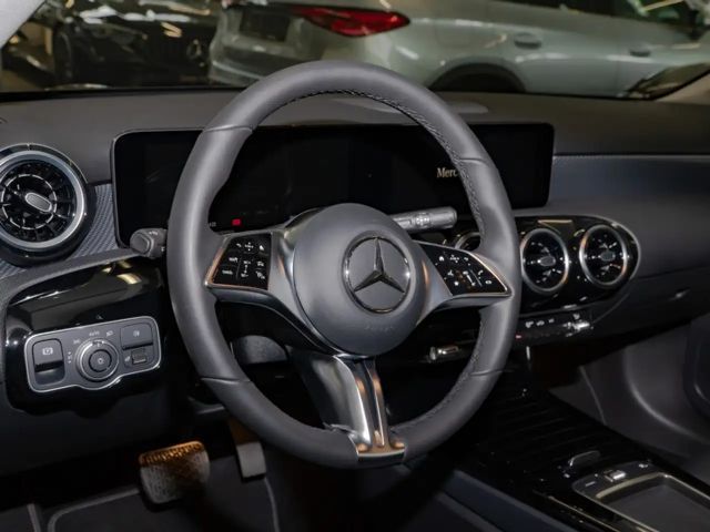 Mercedes-Benz A 180 Progressive