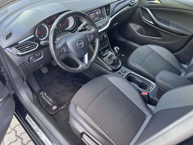 Opel Astra Design&Tech +RFK+DAB+Quickheat+