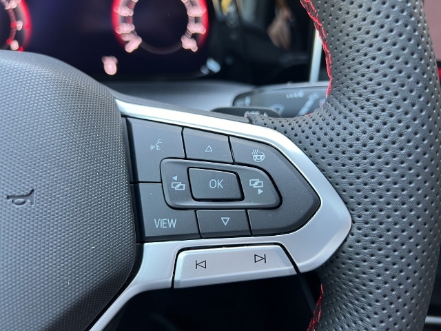 Volkswagen Golf 2.0 TSI DSG Golf VIII