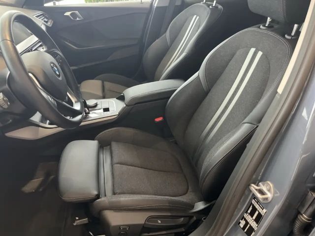 BMW 116 116d Advantage pakket Sedan