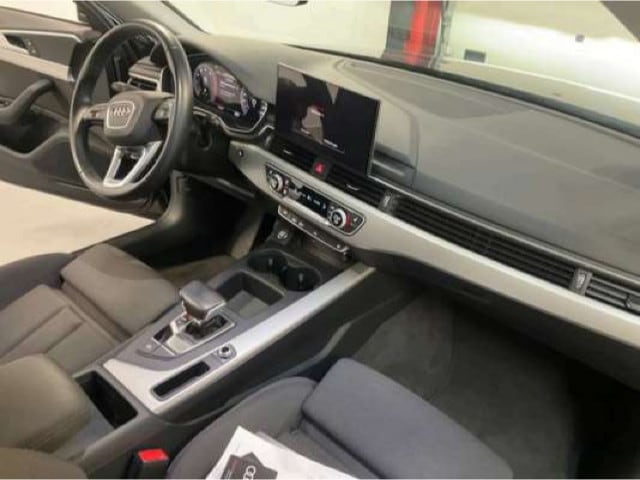 Audi A4 40 TFSI Avant S-Line S-Tronic