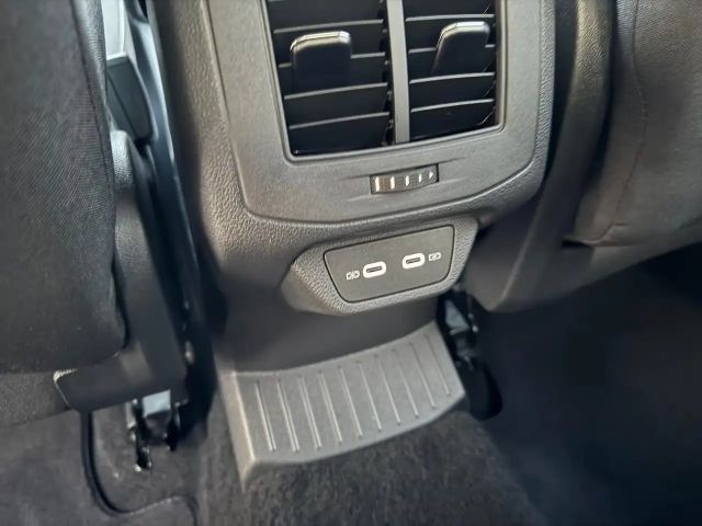 Volkswagen T-Roc 1.5 TSI DSG Life