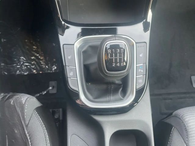 Hyundai i30 Family *NAVI*SITZHEIZUNG*KAMERA*