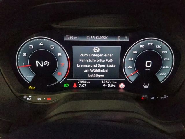 Audi Q2 35 TFSI S-Line S-Tronic