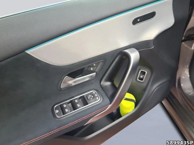 Mercedes-Benz A 250 AMG Line