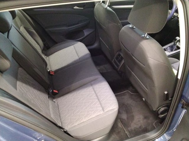 Volkswagen Golf Life Variant