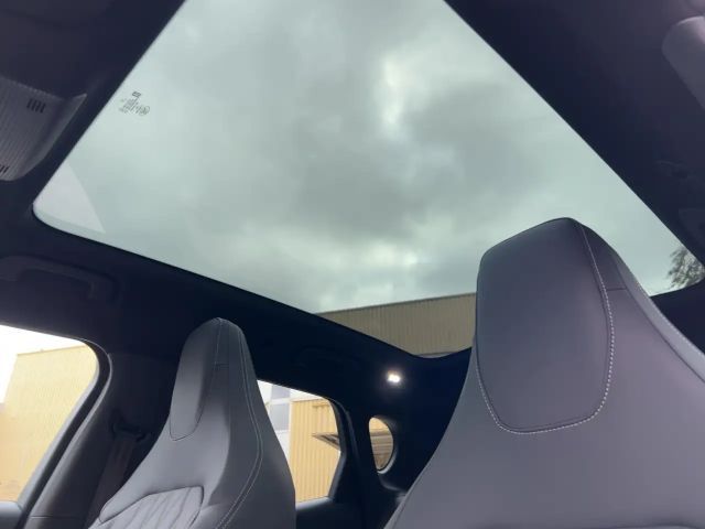 Ford Capri AWD Premium